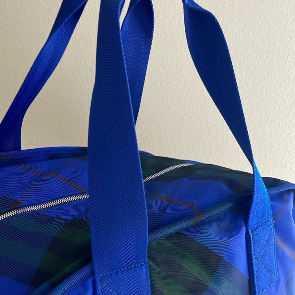New Limited Edition Burberry Duffel Bag NWT